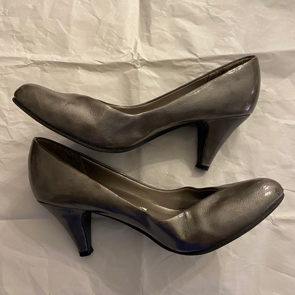 Mossimo Gray Pumps